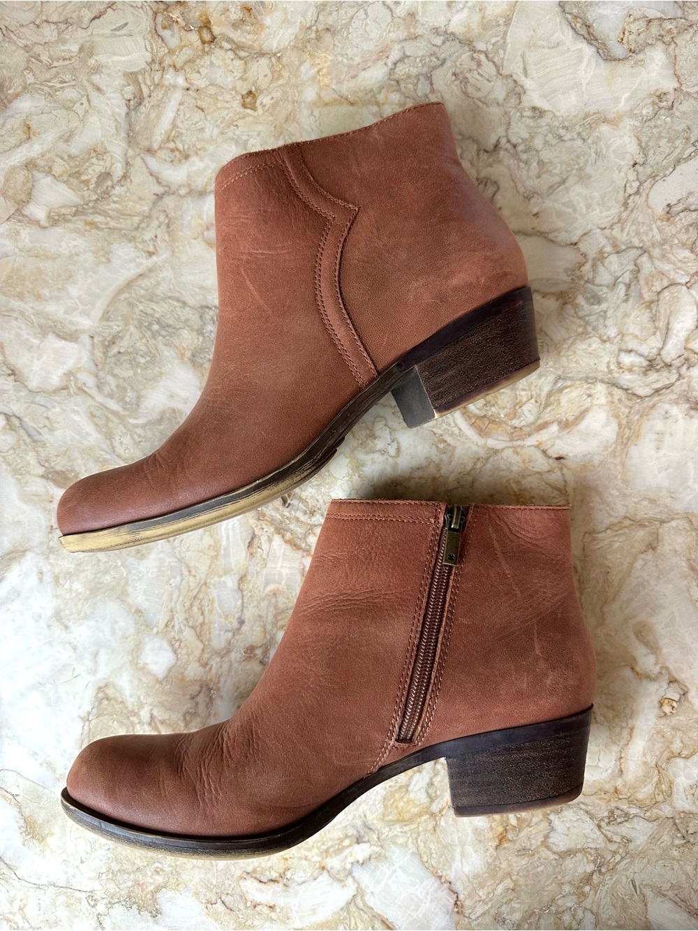 NEW Lucky Brand Leather Ankle Boots Zip Balexa size 9 Cognac Booties Boho
